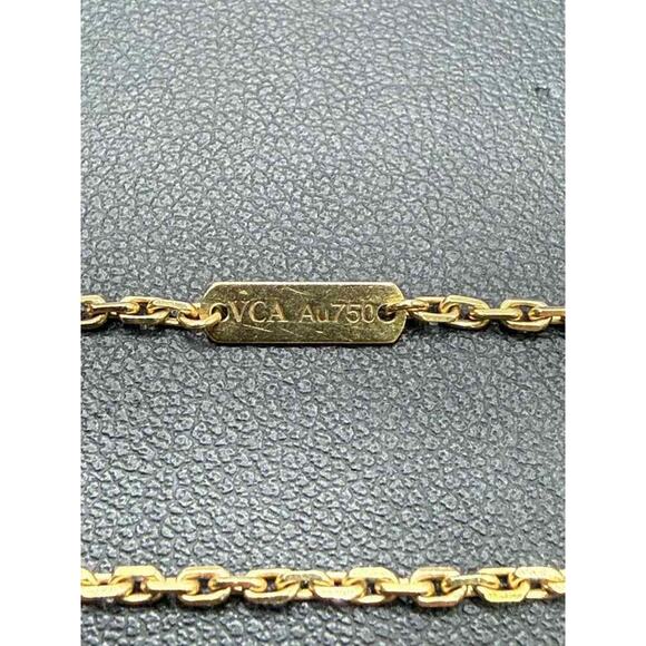 Van Cleef & Arpels Necklace Zodiac Medal Aquarius Pendant 18K SPB-TS 354205 - Picture 5 of 8